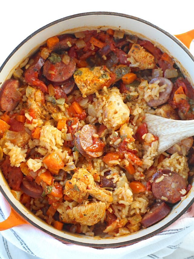 Brazilian Chicken and Rice with Sausage